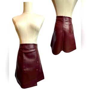 Elegant Deep Plum Colored Leather Mini Skirt